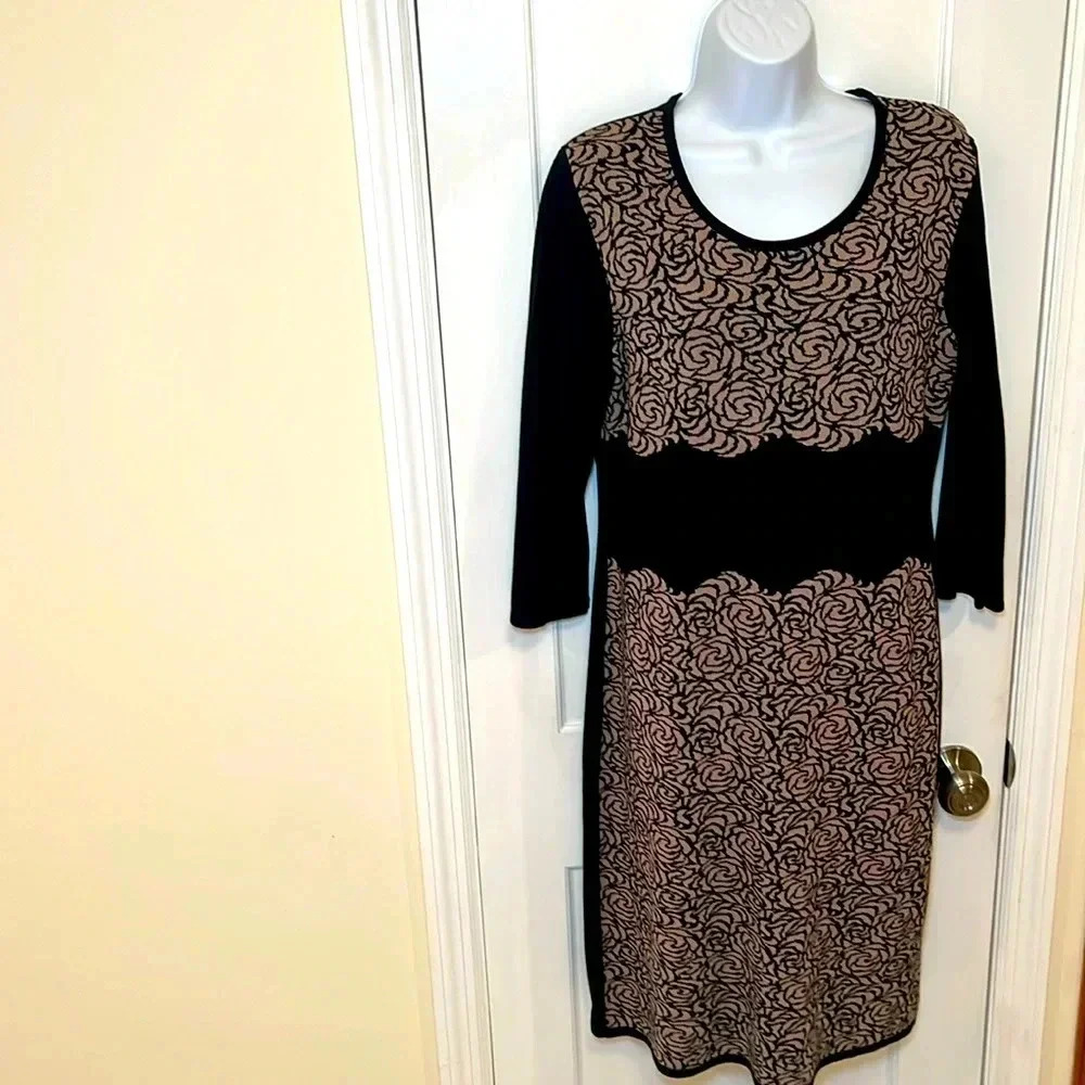 Sweater Dress Midi Women’s Large‎  Stretchy Knit Floral Print Black Tan